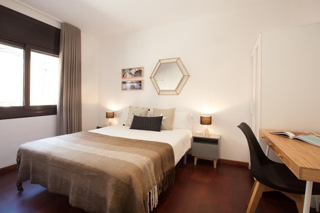 Click&Flat Europa Fira Apartments L'Hospitalet de Llobregat Exterior foto